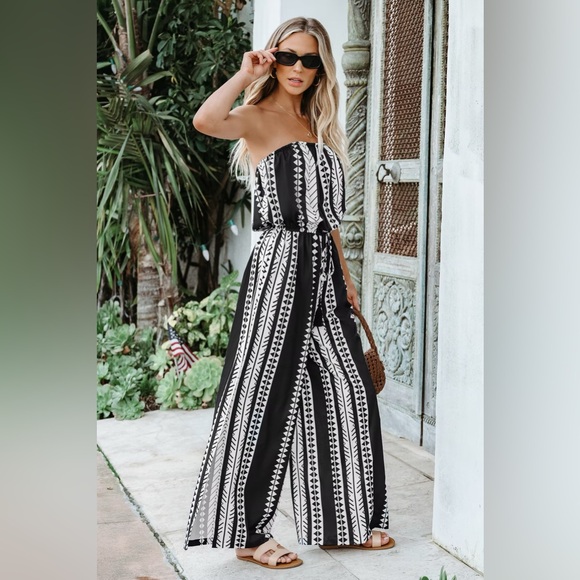 Strapless Tie Waist Jumpsuit - Picture 4 of 10